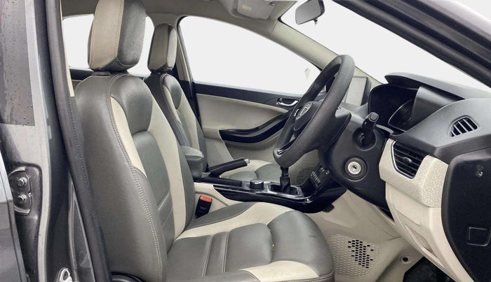 2020 Tata NEXON XZ PETROL, Petrol, Manual, 60,088 km, Right Side Front Door Cabin