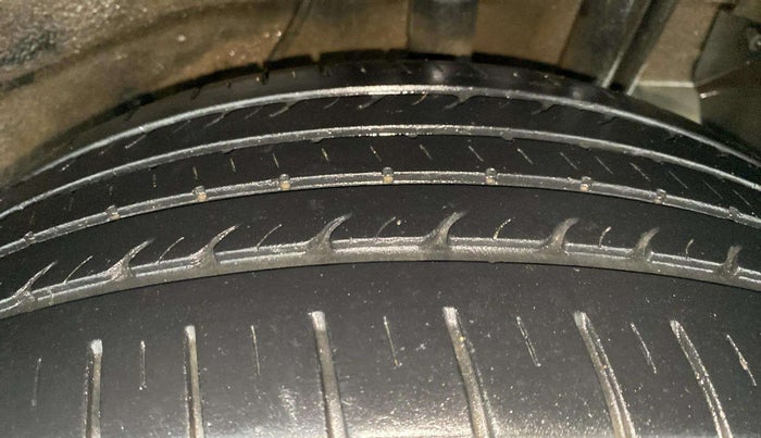 2019 Tata NEXON XZ PETROL, Petrol, Manual, 34,037 km, Left Rear Tyre Tread