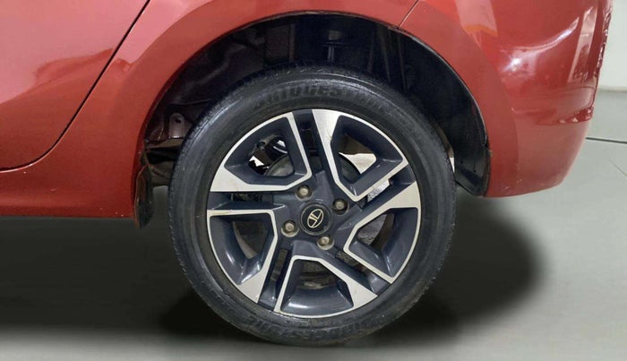 2017 Tata TIGOR XZ PETROL, Petrol, Manual, 55,900 km, Left Rear Wheel