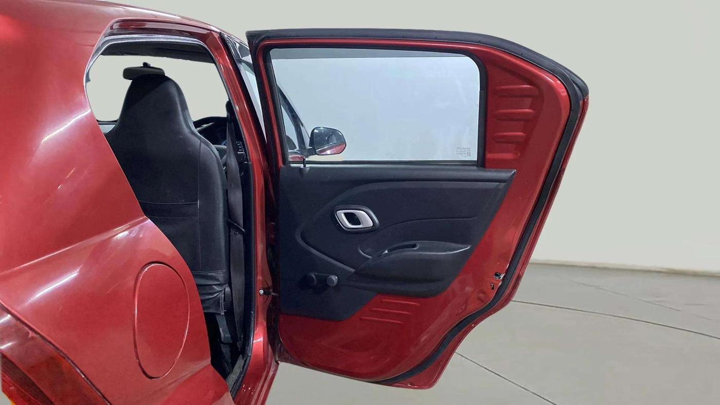 2019 Datsun Redi Go T (O), Petrol, Manual, 38,657 km, RHS Rear Door