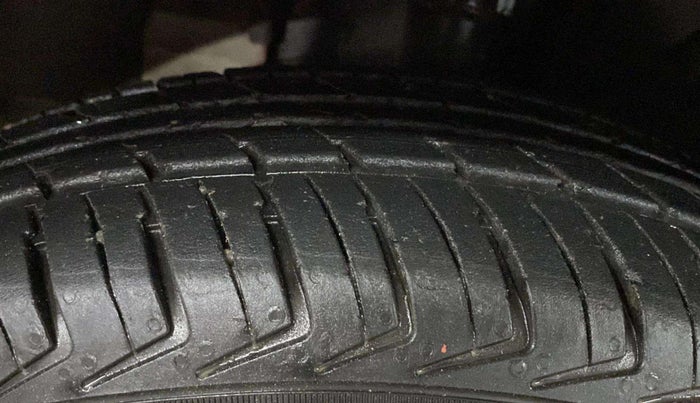2019 Datsun Redi Go T (O), Petrol, Manual, 38,657 km, Left Front Tyre Tread