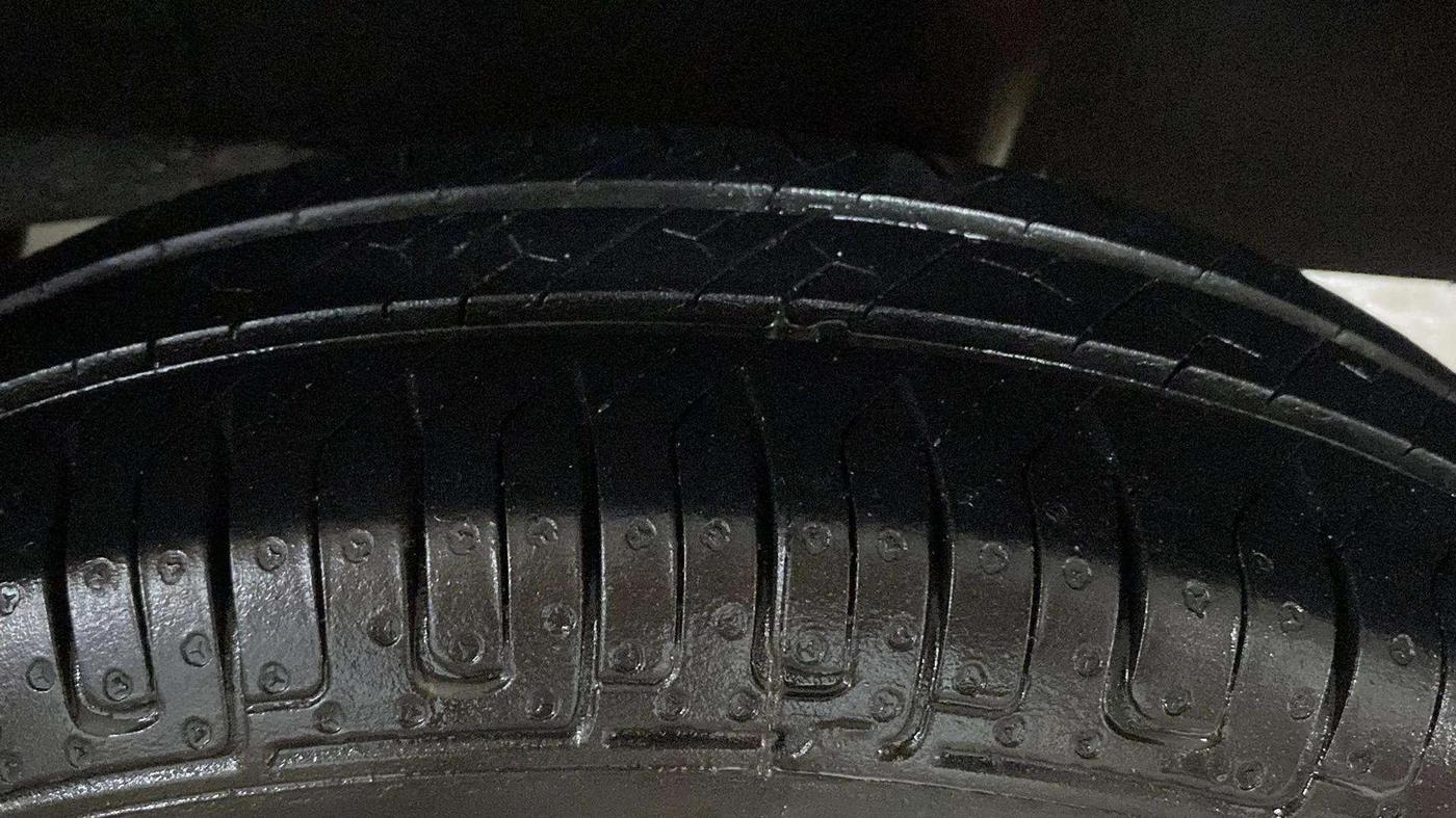 2019 Datsun Redi Go T (O), Petrol, Manual, 38,657 km, Left Rear Tyre Tread