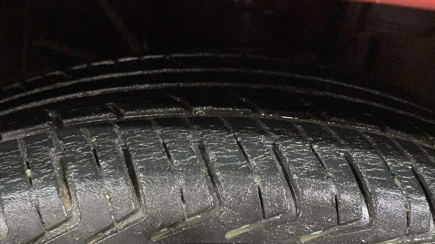 2019 Datsun Redi Go T (O), Petrol, Manual, 38,657 km, Right Front Tyre Tread