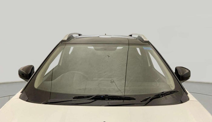 2021 Renault Kiger RXT (O) AMT DUAL TONE, Petrol, Automatic, 14,715 km, Front Windshield