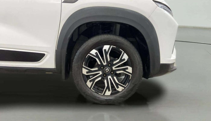 2021 Renault Kiger RXT (O) AMT DUAL TONE, Petrol, Automatic, 14,715 km, Right Front Wheel