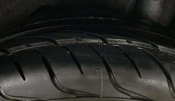 2019 Ford New Figo TITANIUM BLU 1.2 PETROL, Petrol, Manual, 52,277 km, Left Rear Tyre Tread