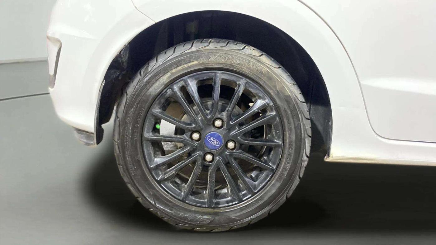 2019 Ford New Figo TITANIUM BLU 1.2 PETROL, Petrol, Manual, 52,624 km, Right Rear Wheel