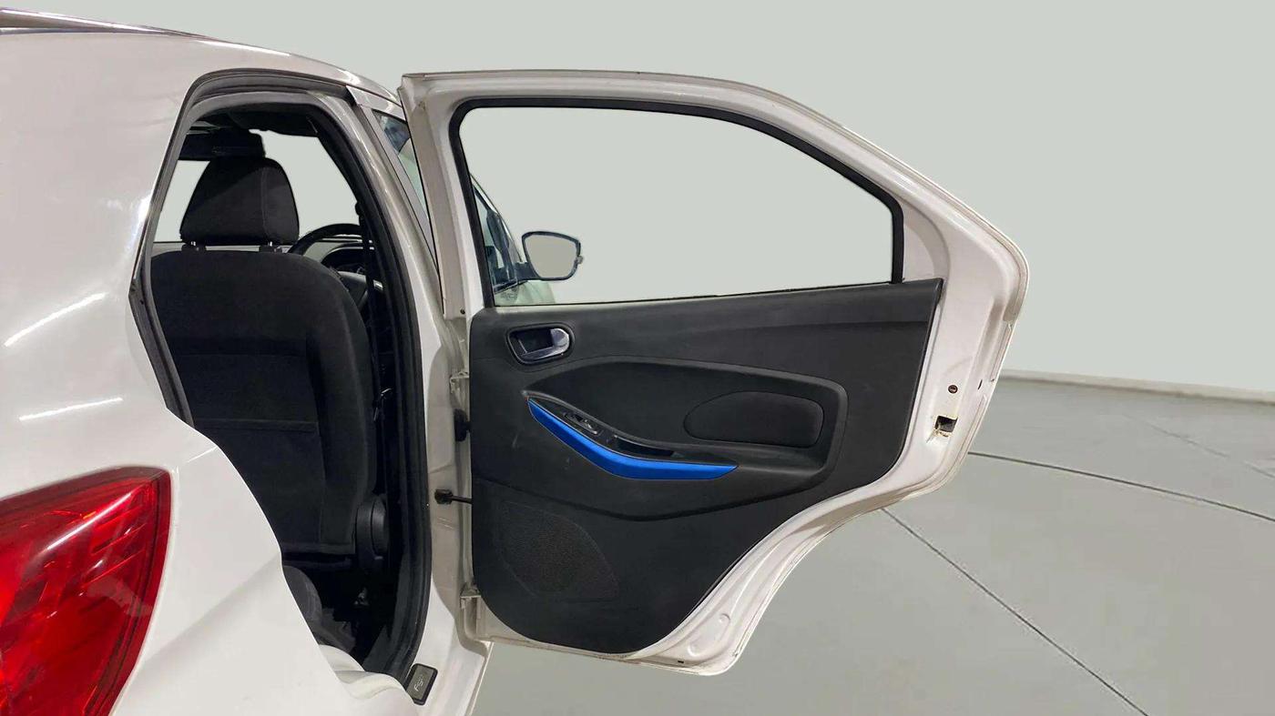 2019 Ford New Figo TITANIUM BLU 1.2 PETROL, Petrol, Manual, 52,624 km, RHS Rear Door