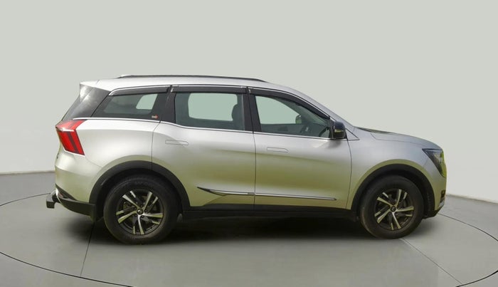 2022 Mahindra XUV700 AX 5 P MT 5 STR, Petrol, Manual, 47,602 km, Right Side View