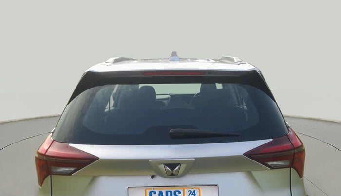 2022 Mahindra XUV700 AX 5 P MT 5 STR, Petrol, Manual, 47,602 km, Rear Windshield