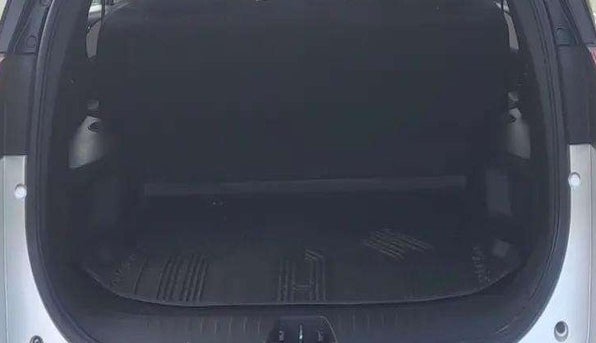 2022 Mahindra XUV700 AX 5 P MT 5 STR, Petrol, Manual, 47,602 km, Boot Open Zoomed View