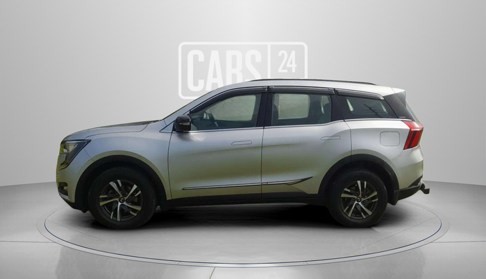 2022 Mahindra XUV700 AX 5 P MT 5 STR, Petrol, Manual, 47,602 km, Left Side