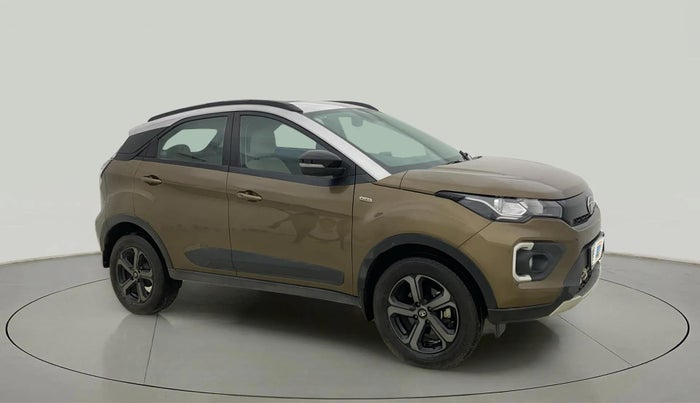 2022 Tata NEXON XZA PLUS (PREMIUM) DIESEL JET, Diesel, Automatic, 10,685 km, Right Front Diagonal