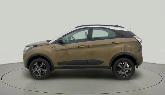 2022 Tata NEXON XZA PLUS (PREMIUM) DIESEL JET, Diesel, Automatic, 10,685 km, Left Side