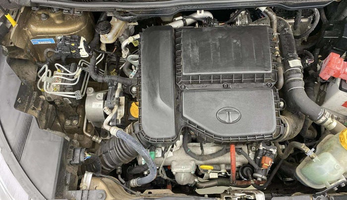 2022 Tata NEXON XZA PLUS (PREMIUM) DIESEL JET, Diesel, Automatic, 10,685 km, Engine View - Right