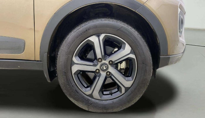 2022 Tata NEXON XZA PLUS (PREMIUM) DIESEL JET, Diesel, Automatic, 10,685 km, Right Front Wheel