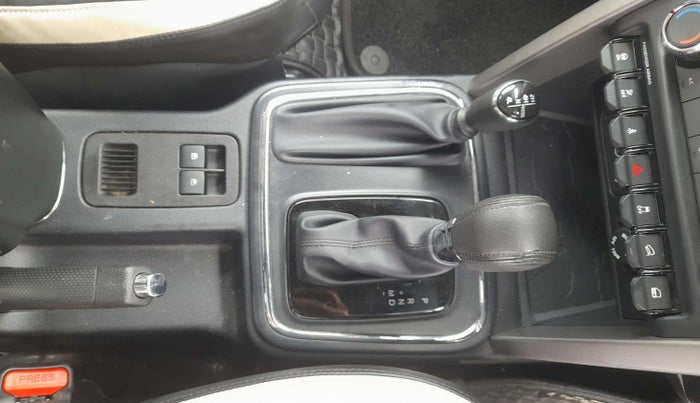 2024 Mahindra Thar LX D AT 4WD HT, Diesel, Automatic, 36,182 km, Gear Lever