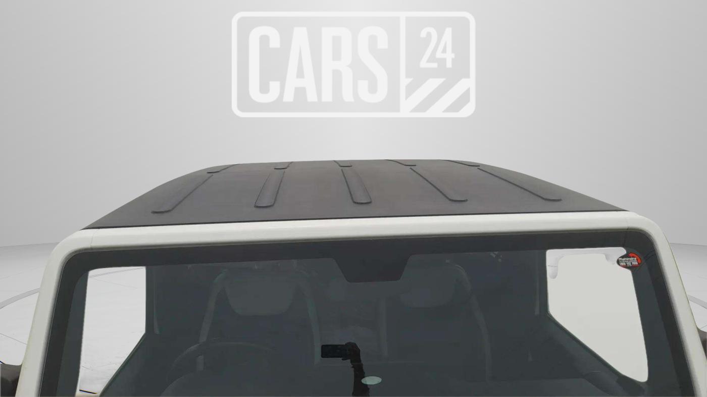 2024 Mahindra Thar LX D AT 4WD HT, Diesel, Automatic, 36,182 km, Front Windshield
