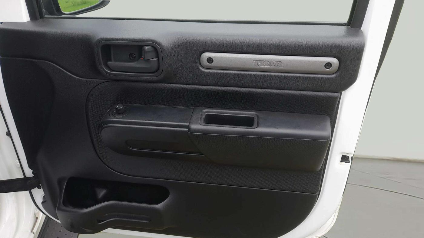 2024 Mahindra Thar LX D AT 4WD HT, Diesel, Automatic, 36,182 km, Driver Side Door Panels Control