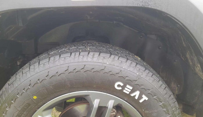 2024 Mahindra Thar LX D AT 4WD HT, Diesel, Automatic, 36,182 km, Right Front Tyre Tread