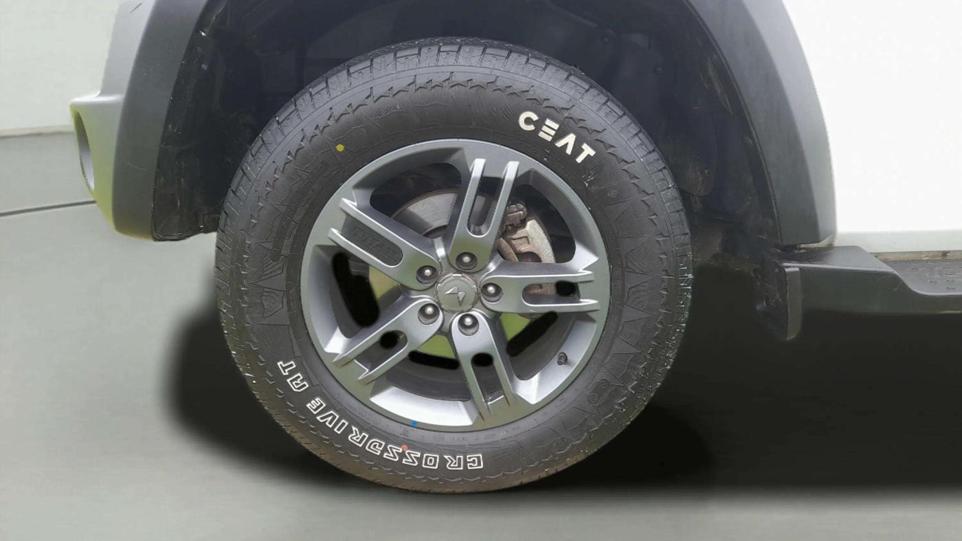 2024 Mahindra Thar LX D AT 4WD HT, Diesel, Automatic, 36,182 km, Left Front Wheel