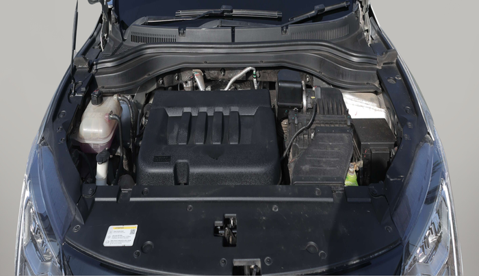 2022 Mahindra XUV700 AX 5 D MT 5 STR, Diesel, Manual, 67,287 km, Engine View