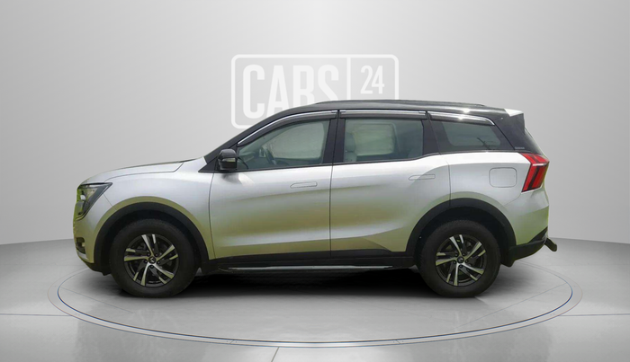 2022 Mahindra XUV700 AX 5 D MT 5 STR, Diesel, Manual, 67,287 km, Left Side