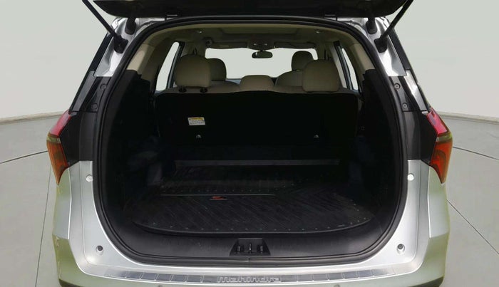 2022 Mahindra XUV700 AX 5 D MT 5 STR, Diesel, Manual, 67,287 km, Boot Inside