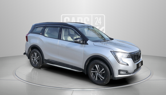 2022 Mahindra XUV700 AX 5 D MT 5 STR, Diesel, Manual, 67,287 km, Right Front Diagonal