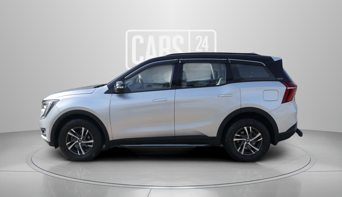 2022 Mahindra XUV700 AX 5 D MT 5 STR, Diesel, Manual, 67,287 km, Left Side