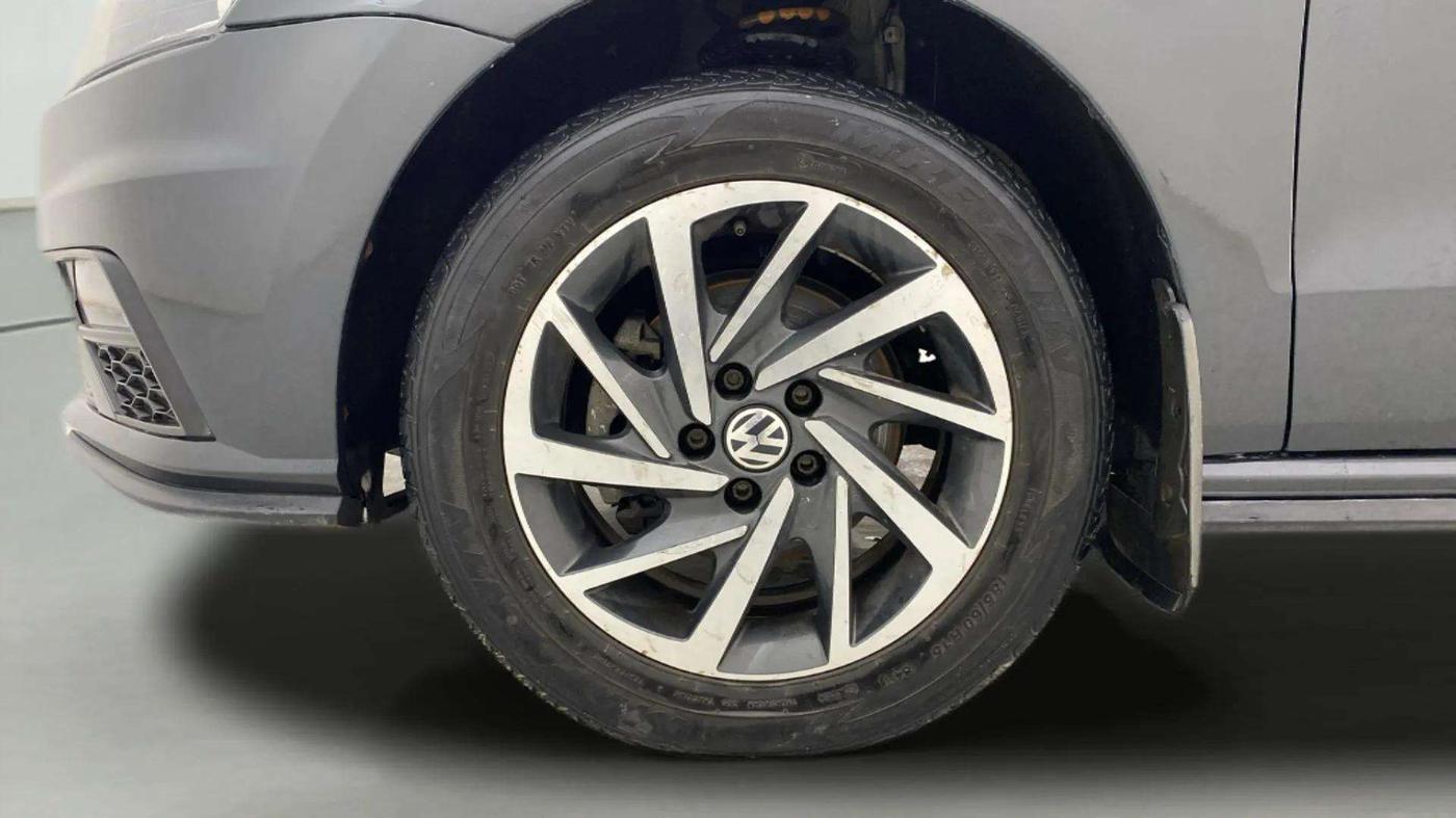 2021 Volkswagen Polo COMFORTLINE 1.0L TSI AT, Petrol, Automatic, 22,714 km, Left Front Wheel