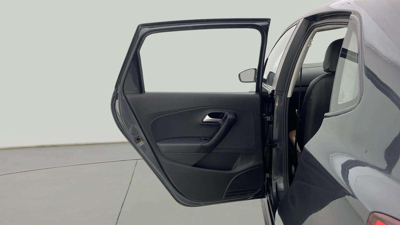 2021 Volkswagen Polo COMFORTLINE 1.0L TSI AT, Petrol, Automatic, 22,714 km, LHS Rear Door