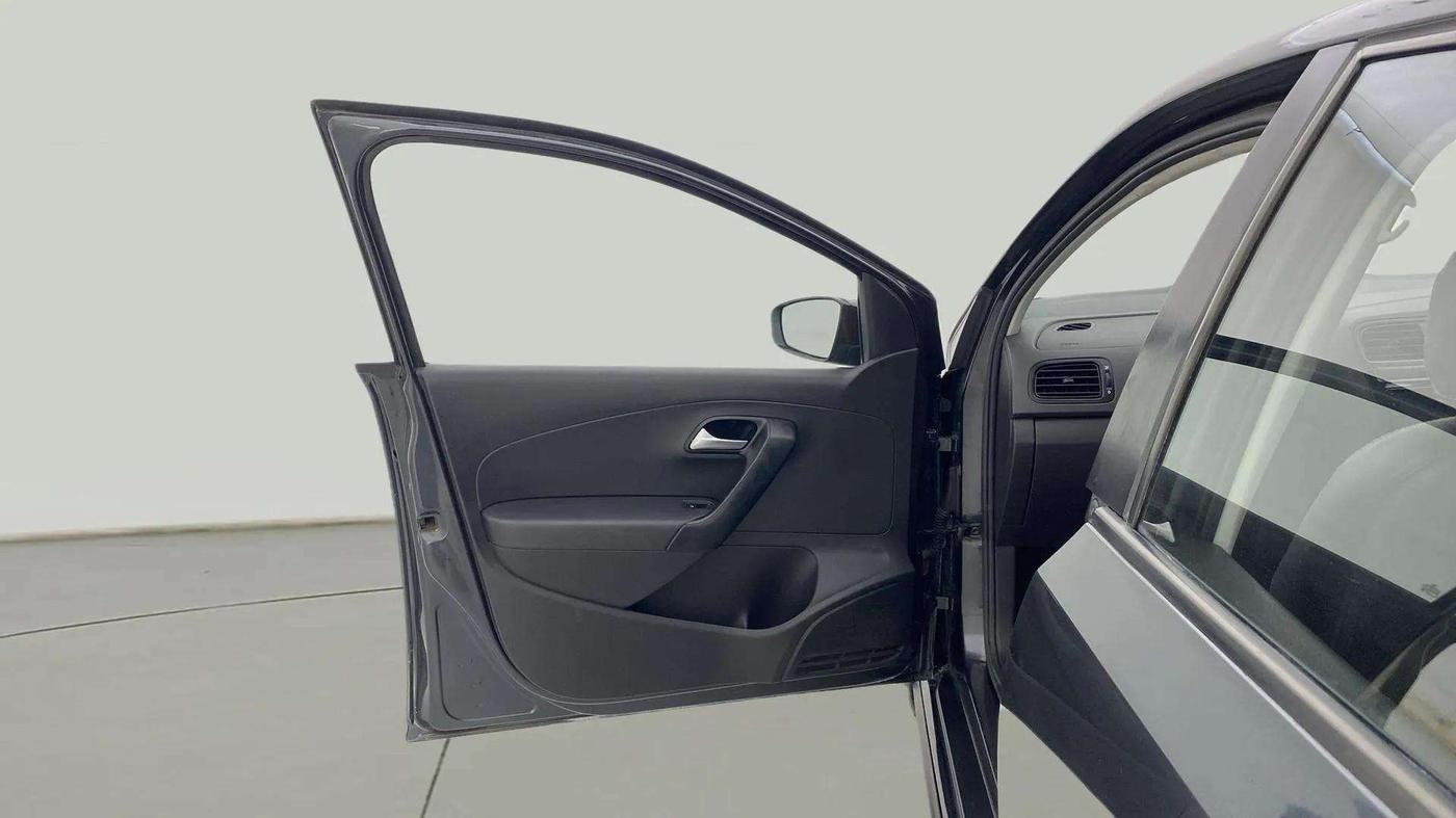 2021 Volkswagen Polo COMFORTLINE 1.0L TSI AT, Petrol, Automatic, 22,714 km, LHS Front Door