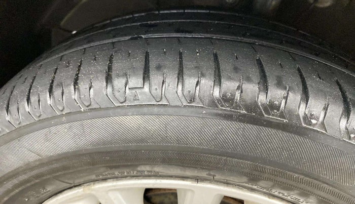 2019 Maruti Dzire ZXI AMT, Petrol, Automatic, 74,171 km, Left Rear Tyre Tread