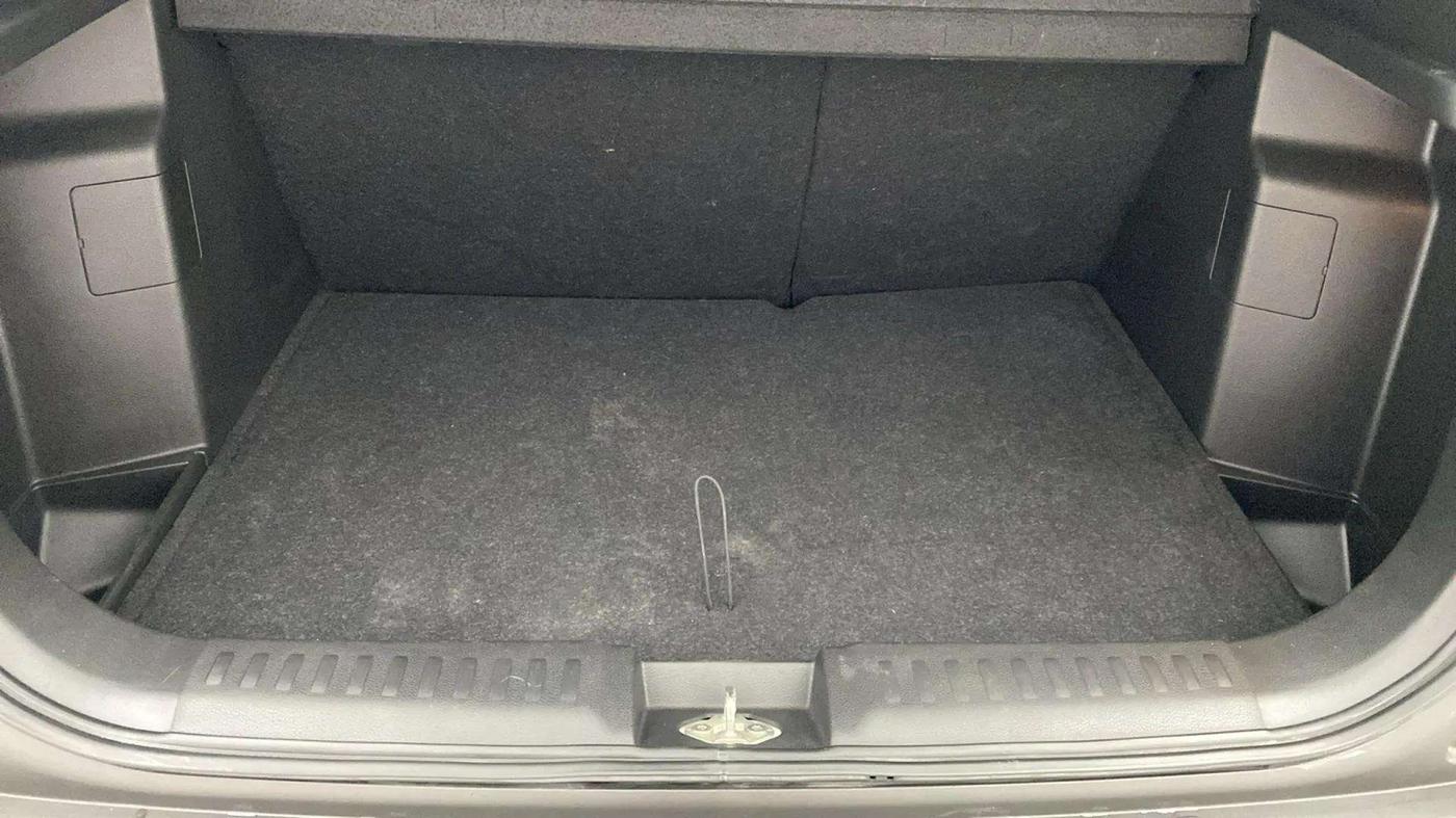2023 Maruti BREZZA ZXI AT SMART HYBRID, Petrol, Automatic, 32,877 km, Boot Inside