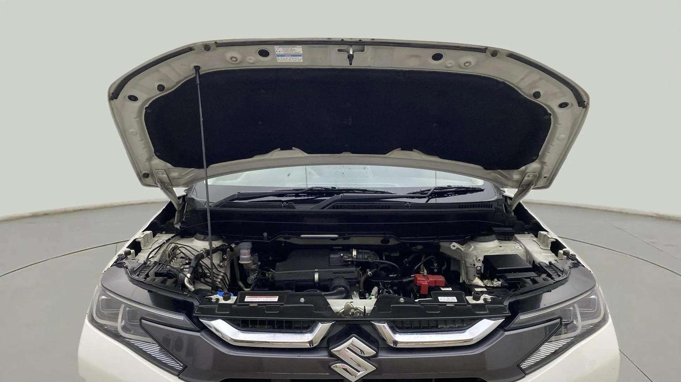 2023 Maruti BREZZA ZXI AT SMART HYBRID, Petrol, Automatic, 32,877 km, Open Bonet