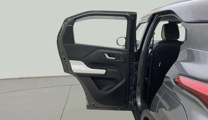 2024 Tata PUNCH CREATIVE AMT 1.2 RTN DUAL TONE, Petrol, Automatic, 7,105 km, LHS Rear Door