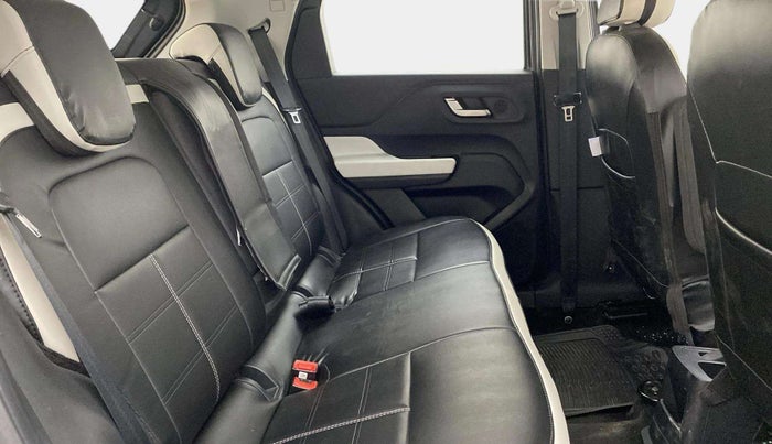2024 Tata PUNCH CREATIVE AMT 1.2 RTN DUAL TONE, Petrol, Automatic, 7,105 km, Right Side Rear Door Cabin