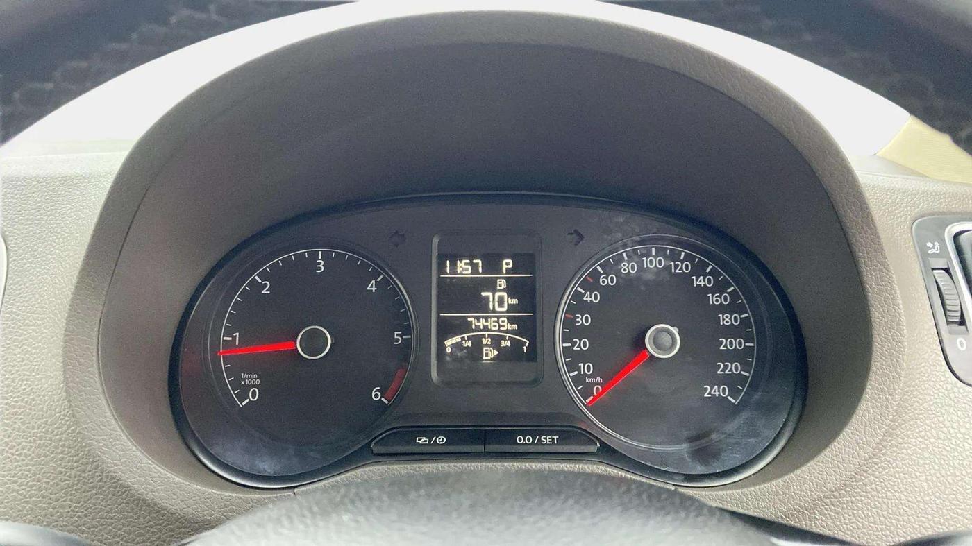 2017 Volkswagen Vento HIGHLINE 1.5 AT, Diesel, Automatic, 74,491 km, Odometer Image