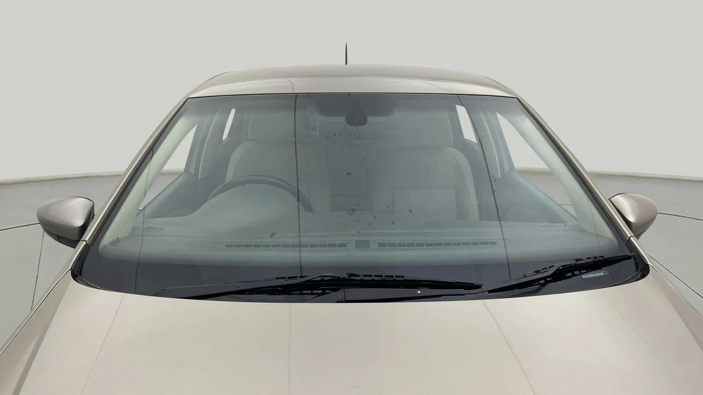 2017 Volkswagen Vento HIGHLINE 1.5 AT, Diesel, Automatic, 74,491 km, Front Windshield