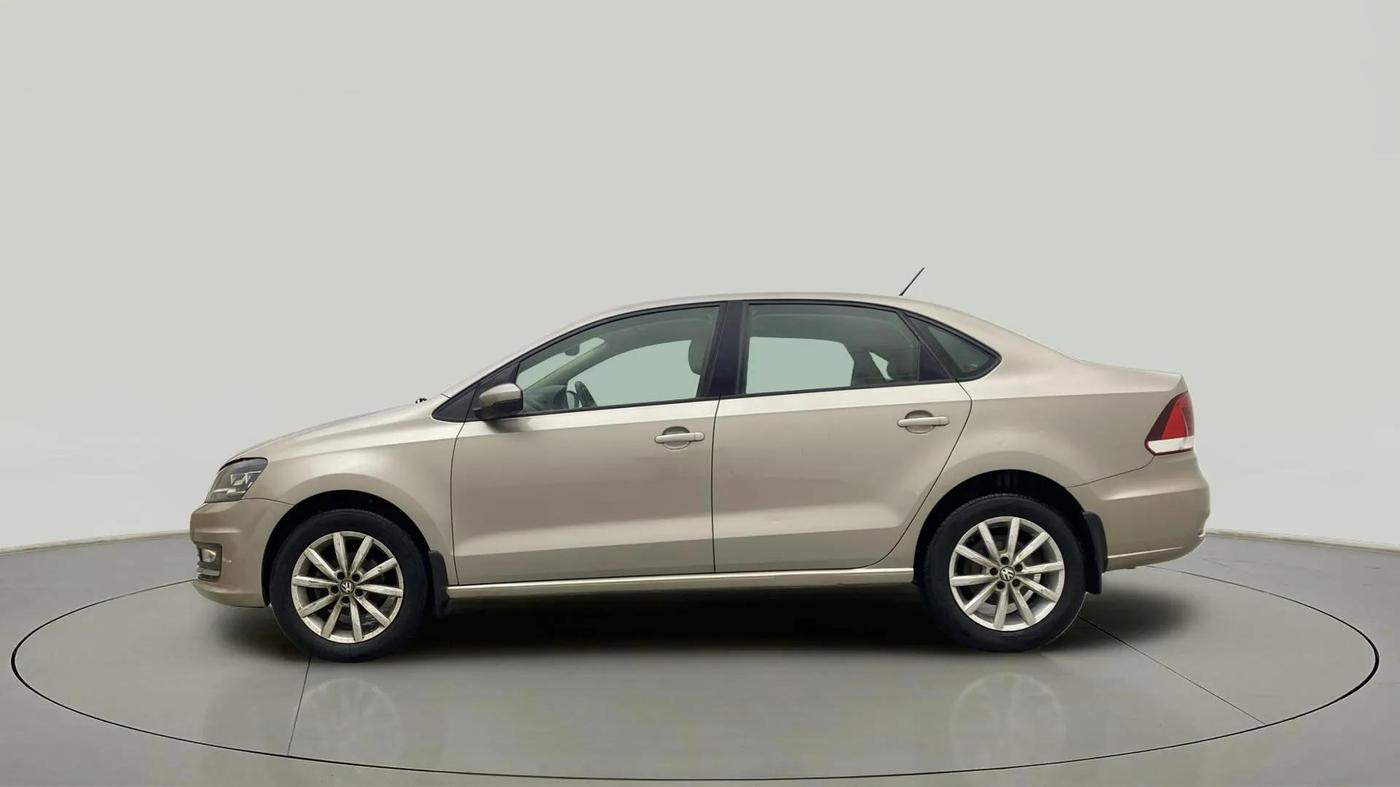 2017 Volkswagen Vento HIGHLINE 1.5 AT, Diesel, Automatic, 74,491 km, Left Side