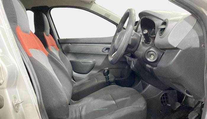 2016 Renault Kwid RXT 0.8, Petrol, Manual, 56,363 km, Right Side Front Door Cabin