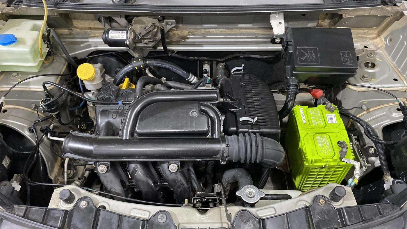 2016 Renault Kwid RXT 0.8, Petrol, Manual, 56,447 km, Engine View