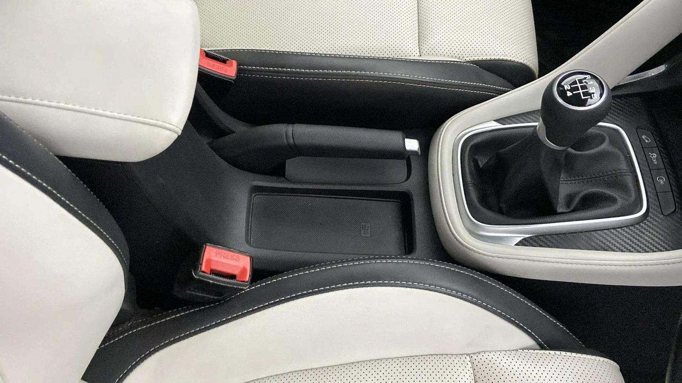 2023 MG ASTOR SHARP 1.5 MT, Petrol, Manual, 18,086 km, Gear Lever