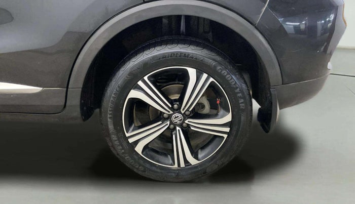 2023 MG ASTOR SHARP 1.5 MT, Petrol, Manual, 18,057 km, Left Rear Wheel