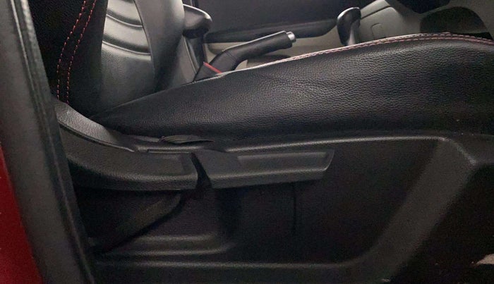 2021 KIA SONET HTX 1.0 IMT, Petrol, Manual, 26,459 km, Driver Side Adjustment Panel
