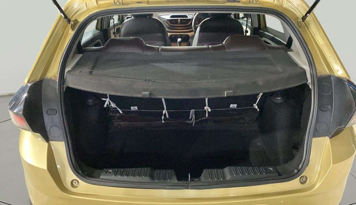 2022 Tata ALTROZ XE PETROL, Petrol, Manual, 47,859 km, Boot Inside