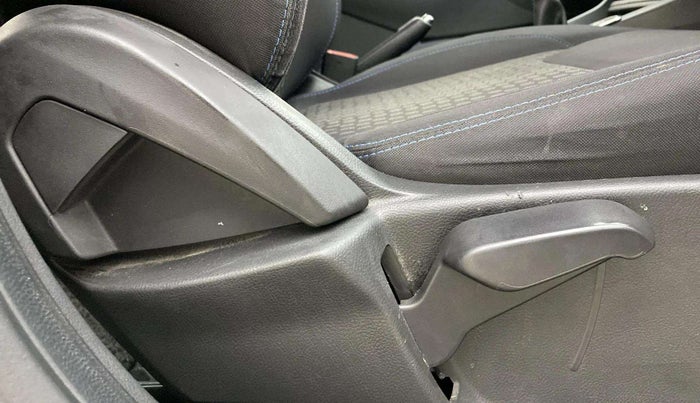2020 Ford New Figo TITANIUM BLU 1.2 PETROL, Petrol, Manual, 87,705 km, Driver Side Adjustment Panel