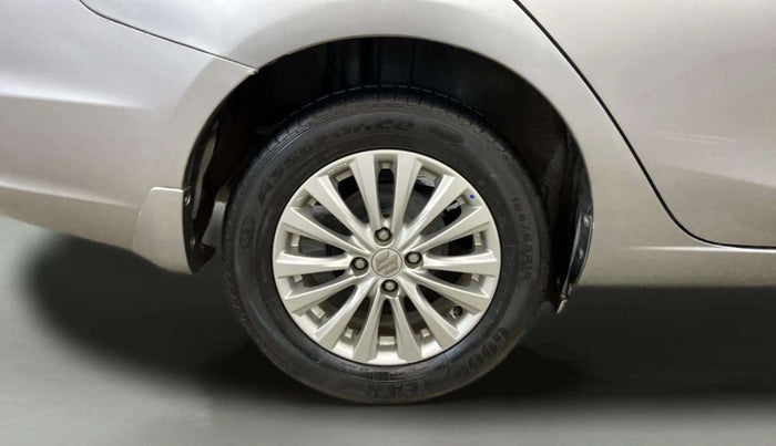2021 Maruti Ciaz DELTA AT 1.5 SHVS PETROL, Petrol, Automatic, 47,024 km, Right Rear Wheel