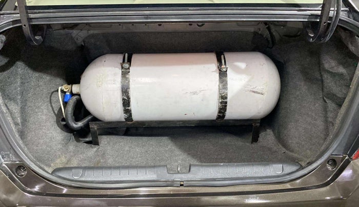 2019 Honda Amaze 1.2L I-VTEC VX CVT, CNG, Automatic, 41,248 km, Boot Inside